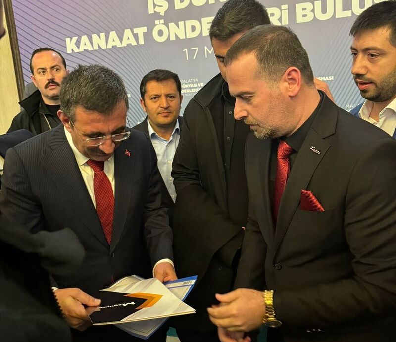 MAGİNDER Başkanı Karademir, iş dünyasının taleplerini Cumhurbaşkanı Yardımcısı Yılmaz’a aktardı