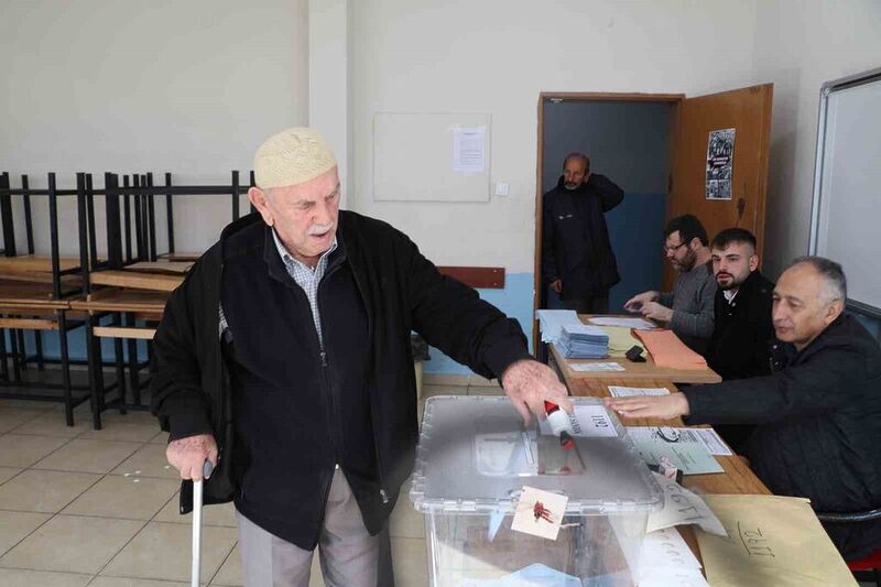 Rize’nin resmi olmayan sonuçlara göre yeni dönem belediye başkanları belli oldu