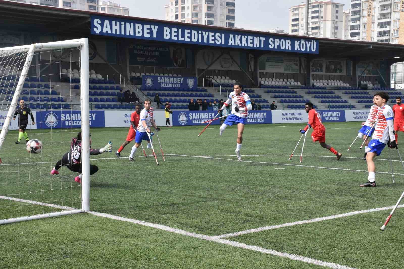 Şahinbey Ampute TSK karşısında farka koştu 9-1