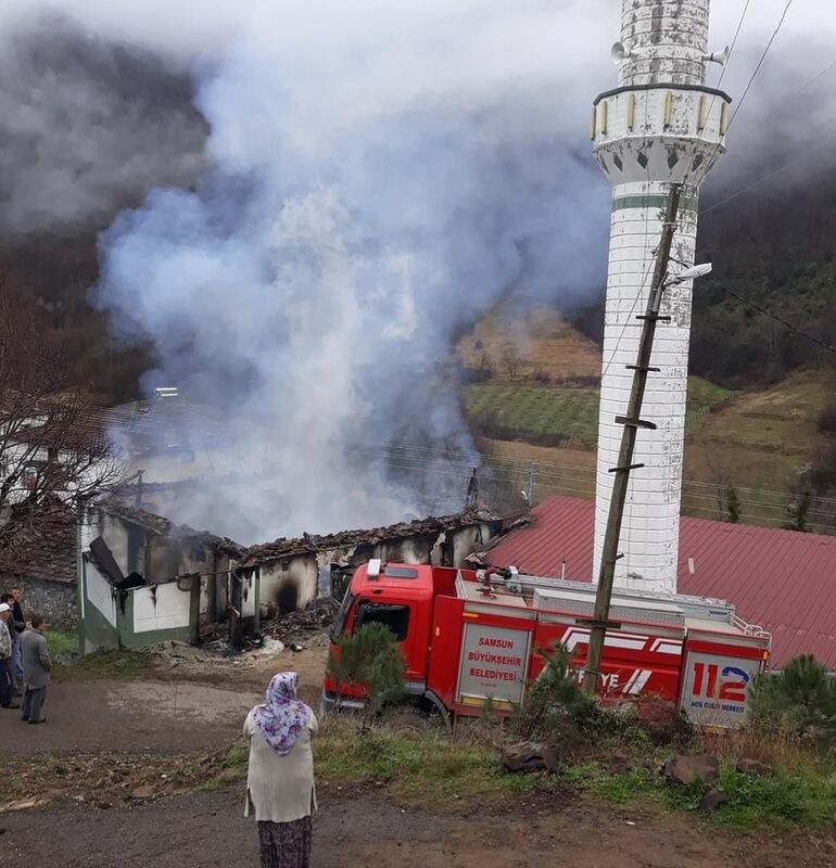 Samsun’da cami küle döndü