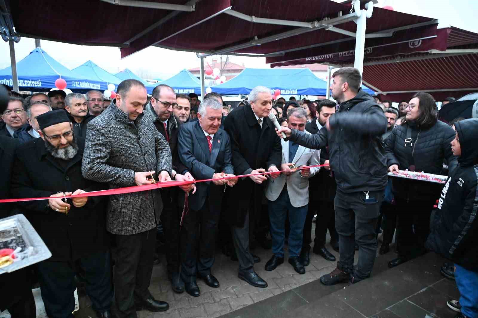 Selahaddin Eyyubi Sosyal Kültürel Tesisi ve Taziye Evi törenle hizmete girdi