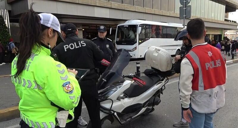 TAKSİM’DE HELİKOPTER DESTEKLİ HUZUR