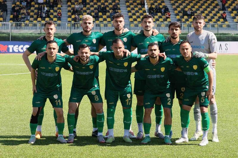 ALİAĞASPOR FK 10 –