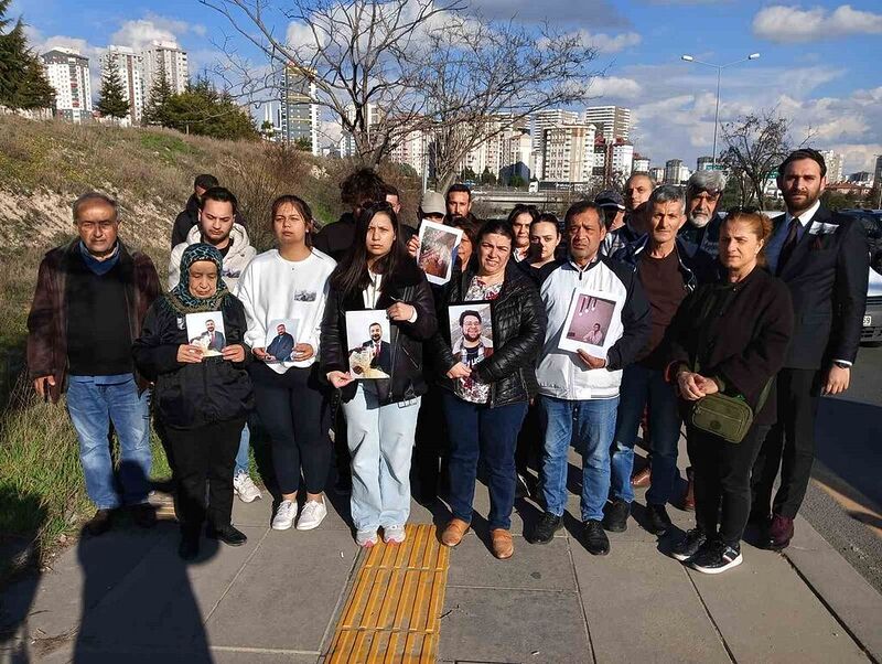 Trafik kazasında ölen iki gencin aileleri: “En büyük cezanın verilmesini istiyoruz”