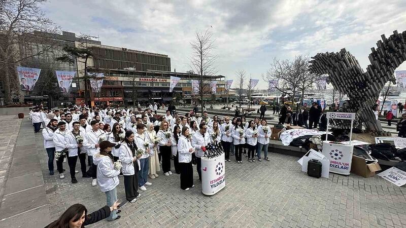 Trafikte bekleyenler için gösteri yaparak gündem olmuşlardı: Murat Kurum’a tam destek verdiler