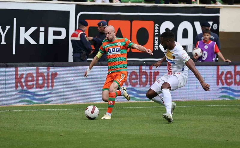 Trendyol Süper Lig: Alanyaspor: 0 – Kayserispor: 0 (İlk yarı)