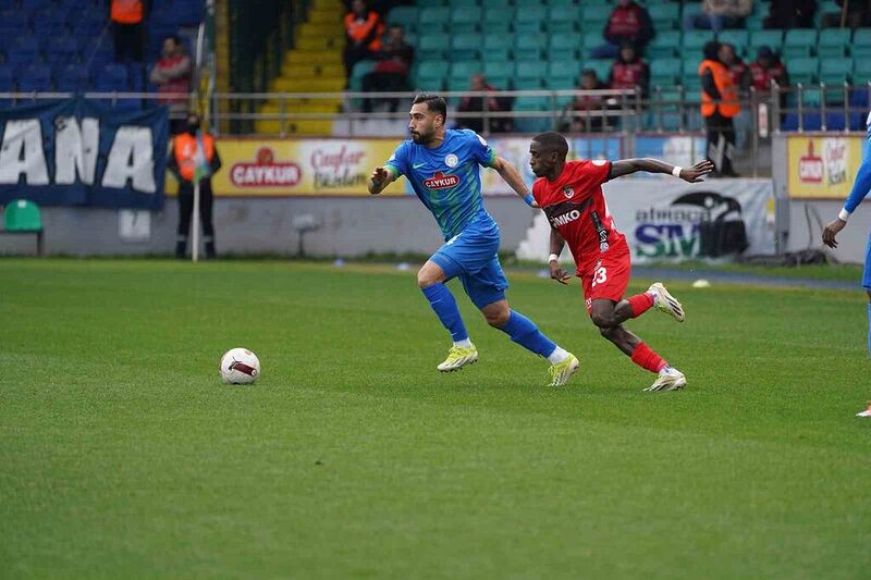 Trendyol Süper Lig: Çaykur Rizespor: 0 – Gaziantep FK: 0 (İlk Yarı)