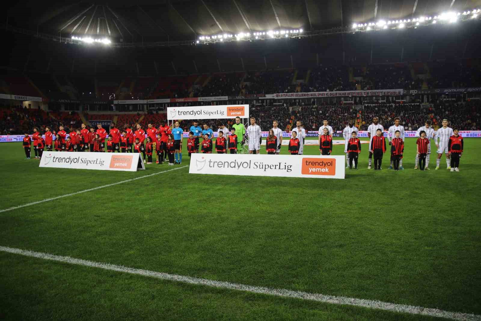 Trendyol Süper Lig: Gaziantep FK: 1 – Beşiktaş: 0 (Maç devam ediyor)