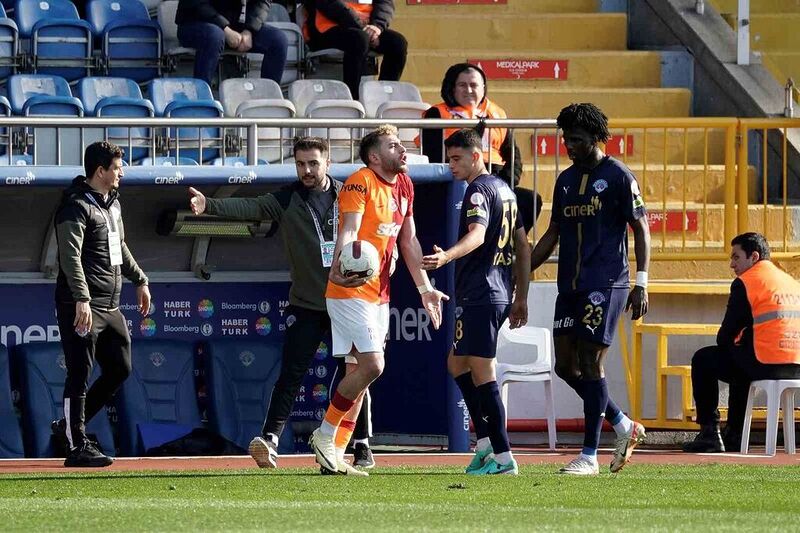 Trendyol Süper Lig: Kasımpaşa: 1 – Galatasaray: 1 (İlk yarı)