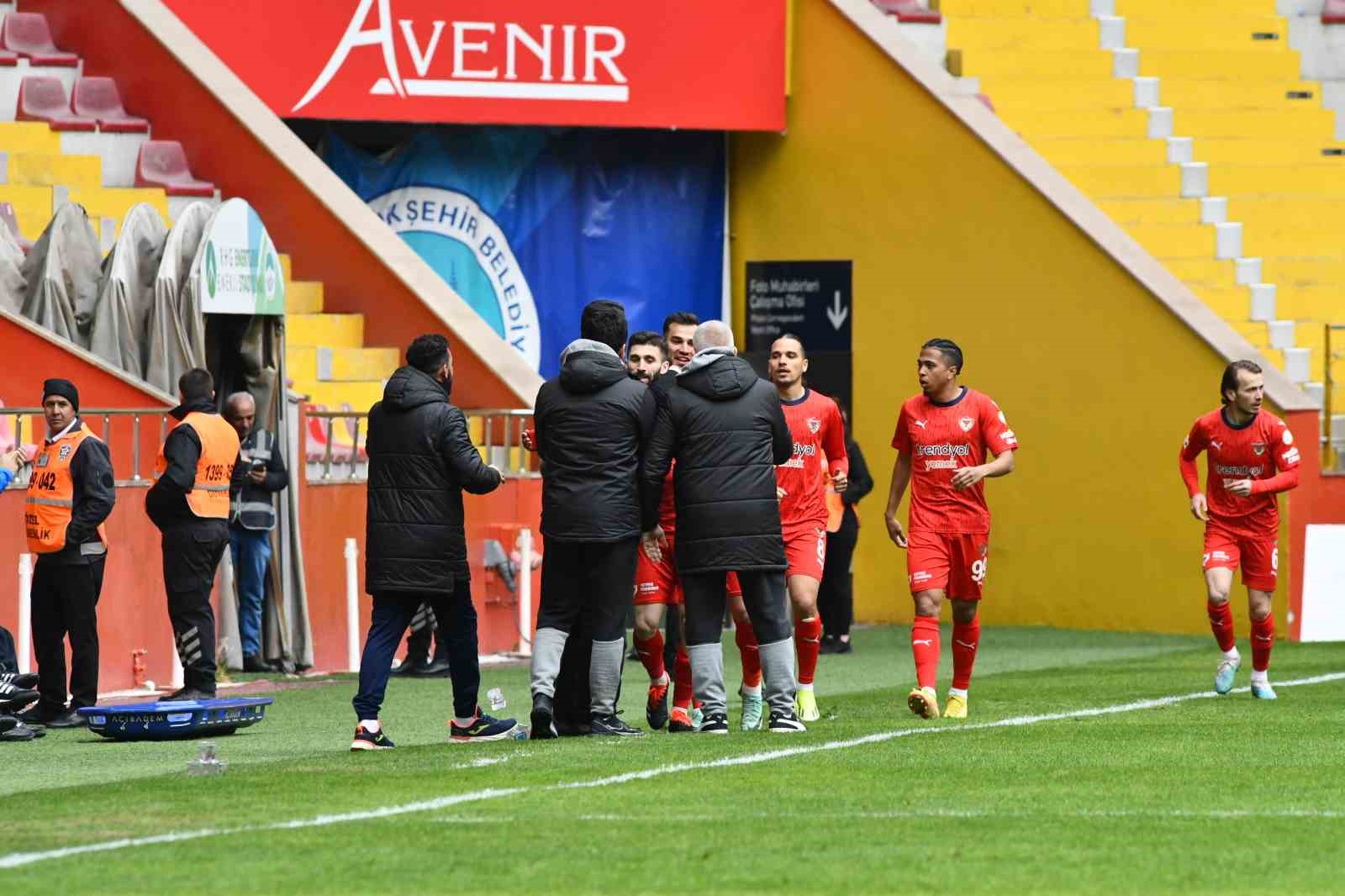 Trendyol Süper Lig: Kayserispor: 0 – Hatayspor: 1 (Maç devam ediyor)