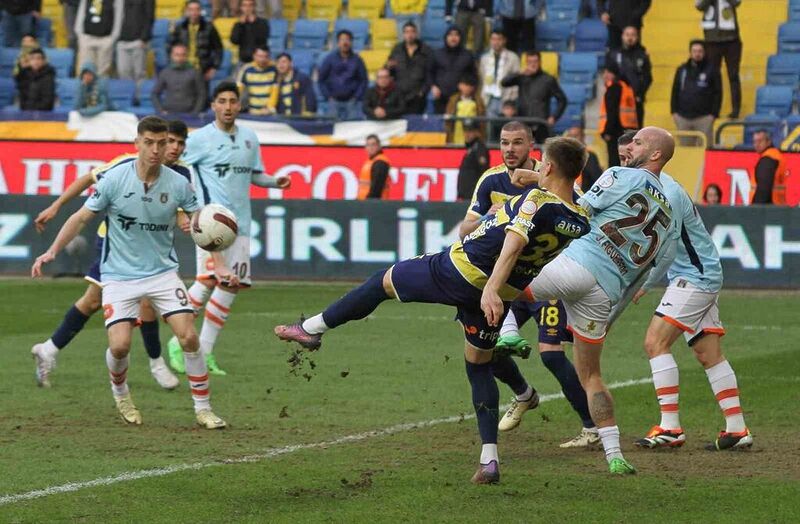 Trendyol Süper Lig: MKE Ankaragücü: 2 – Başakşehir: 1 (Maç sonucu)