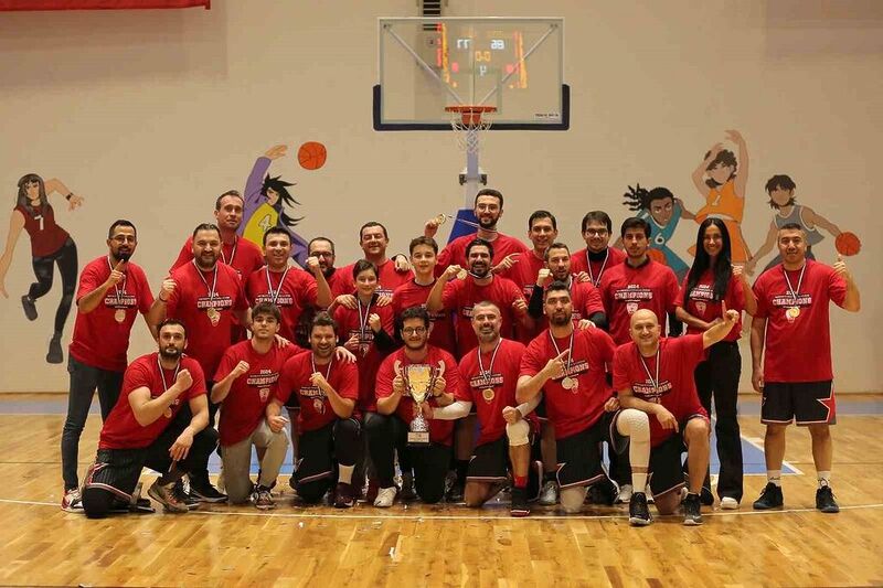 Yıldız Holding Basketbol Takımı, CBL’de şampiyon oldu