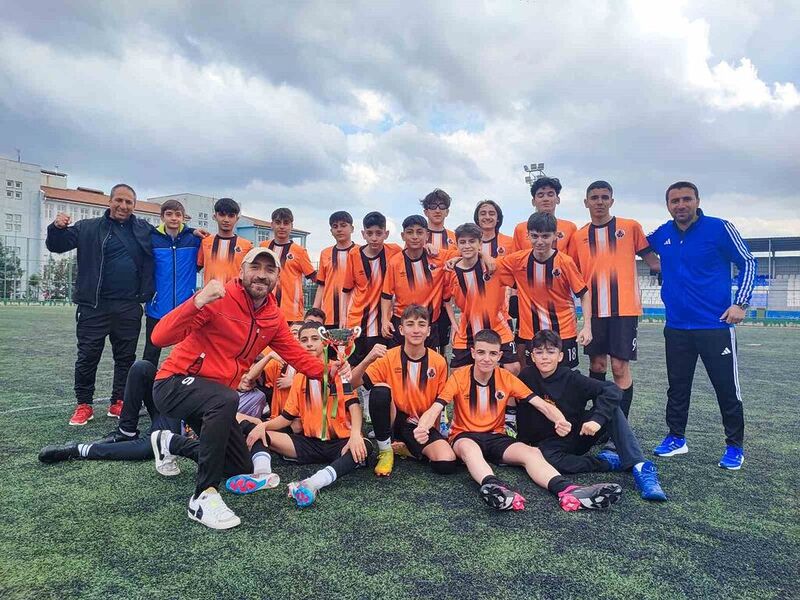 Yolspor U14’te 2. kademeye yükseldi