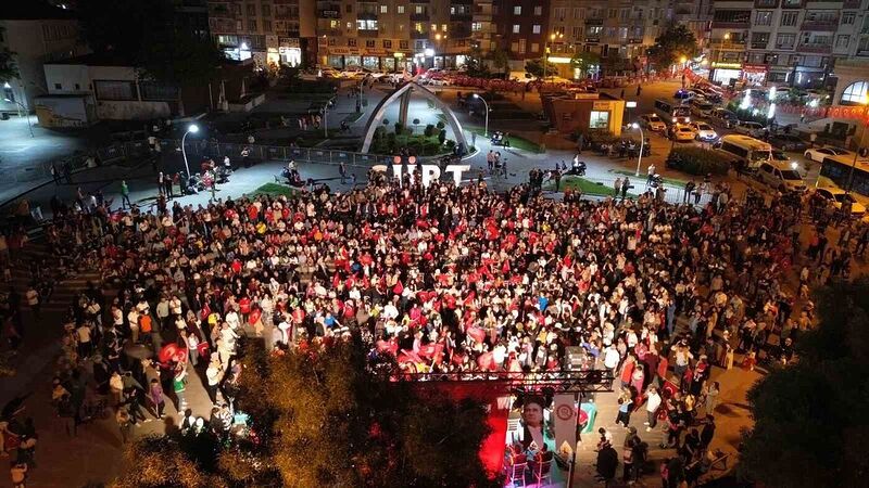 2. Ordu Komutanlığı Bandosu Siirt’te konser verdi