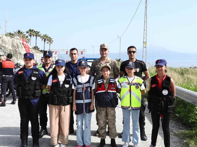 HATAY'IN SAMANDAĞ İLÇESİNDE DÜZENLENEN 23 NİSAN ULUSAL EGEMENLİK VE ÇOCUK