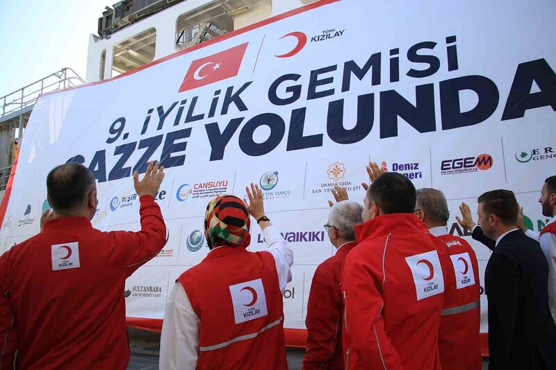 9. “İyilik Gemisi” Gazze’ye uğurlandı