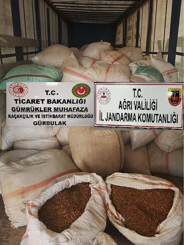 Ağrı’da 7 ton 700 kilo kak tütün ele geçirildi