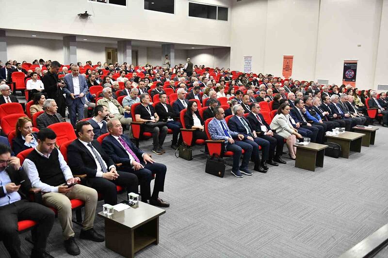 Ankara Büyükşehir Belediyesi, Türkiye Jeoloji Kurultayı’nın altın sponsoru oldu