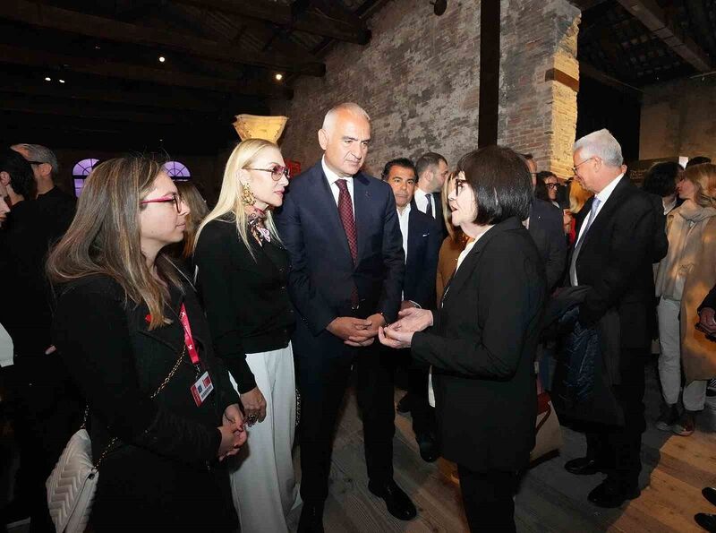 İTALYA’DA DÜZENLENEN VENEDİK BİENALİ’NDE TÜRKİYE PAVYONU'NUN AÇILIŞINI GERÇEKLEŞTİREN KÜLTÜR VE