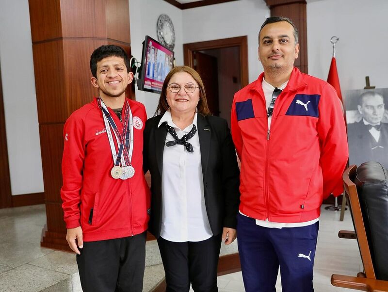 Başkan Gençay genç sporcuyu ağırladı