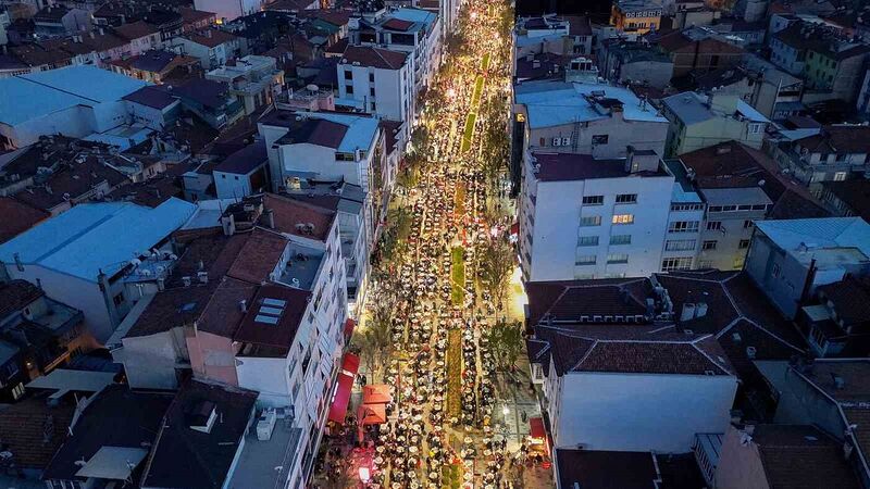 DÜN YAPILAN COŞKULU TÖRENLE