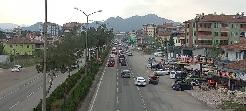 RAMAZAN BAYRAMI'NI MEMLEKETLERİNDE GEÇİREN