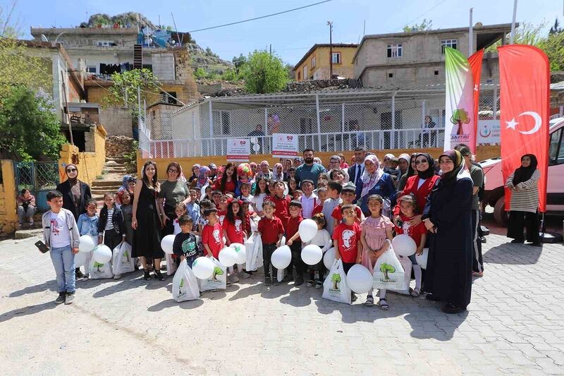 BAYRAMIN COŞKUSU, ŞEHİTKAMİL’İN EN