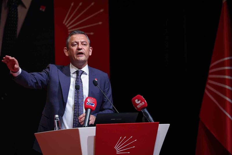 CHP Genel Başkanı Özel: “Erdoğan ile yüz yüze görüşeceğim, kutuplaşmayı kırmak için adım atacağımıza inanıyorum”