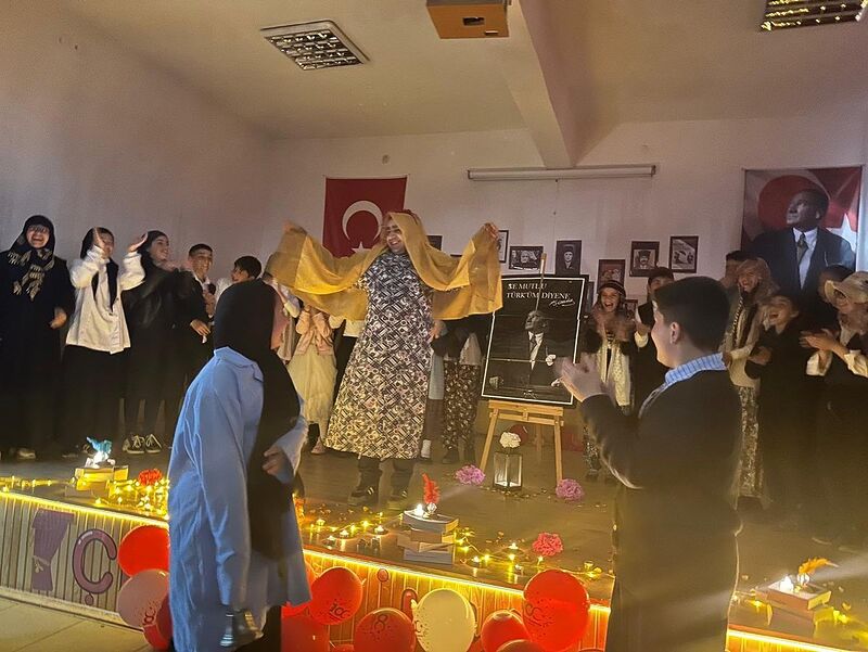 Çıldır’da öğrencilerden 23 Nisan etkinlikleri