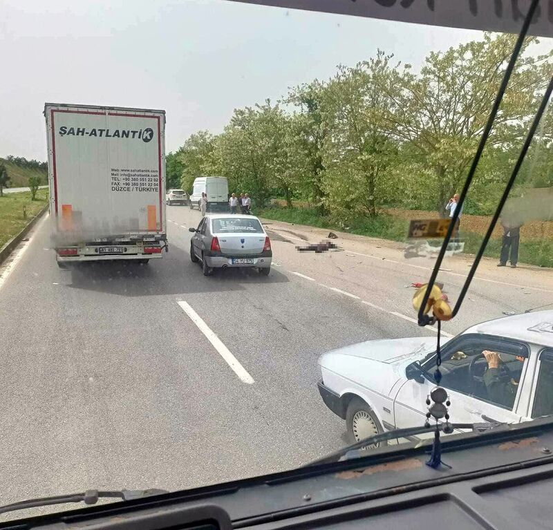 Duble yolda motosiklet ile tır çarpıştı: 1 ölü