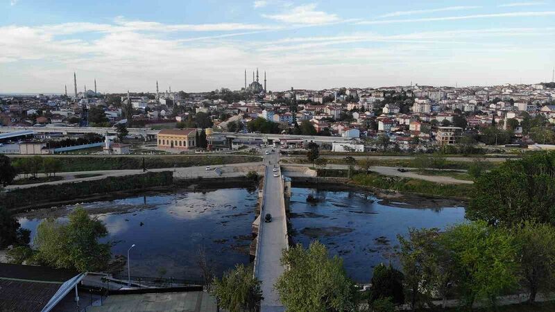 Edirne’de Tunca Nehri kuruma noktasına geldi