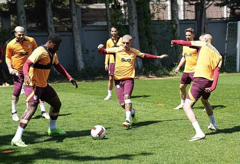 Galatasaray, Alanyaspor maçı hazırlıklarını tamamladı