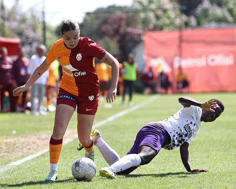 Galatasaray, Turkcell Kadın Futbol Süper Ligi’nde liderliğini sürdürdü