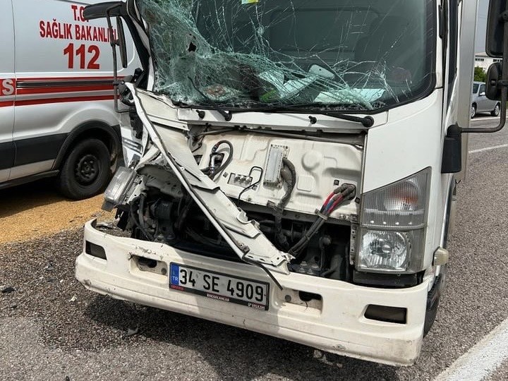 Gönen’de trafik kazası: 1 kişi yaralandı