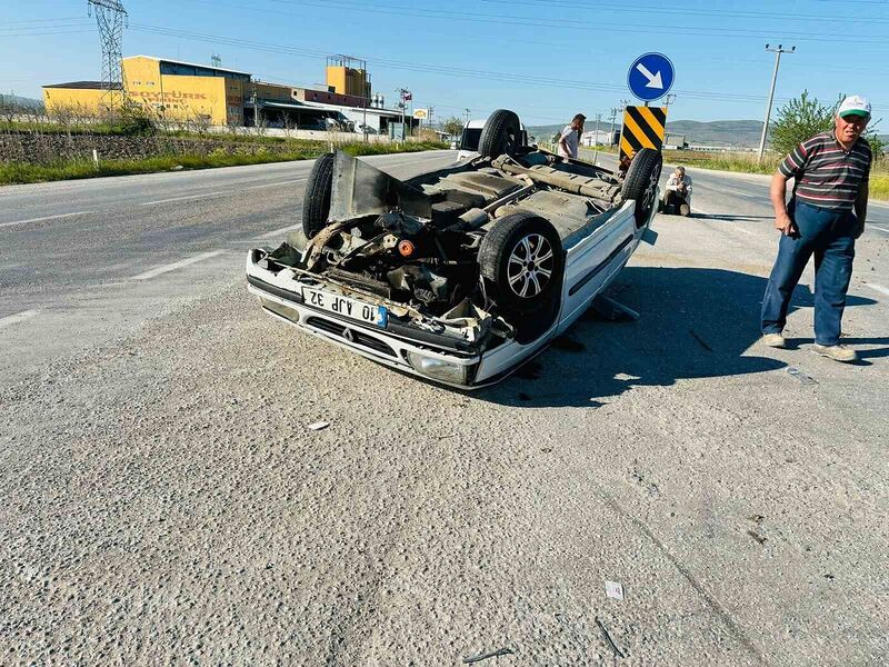 GÖNEN’DE TRAFİK KAZASI; 4