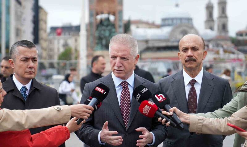 İstanbul Valisi Davut Gül, İstanbul’daki 1 Mayıs tedbirlerini denetledi