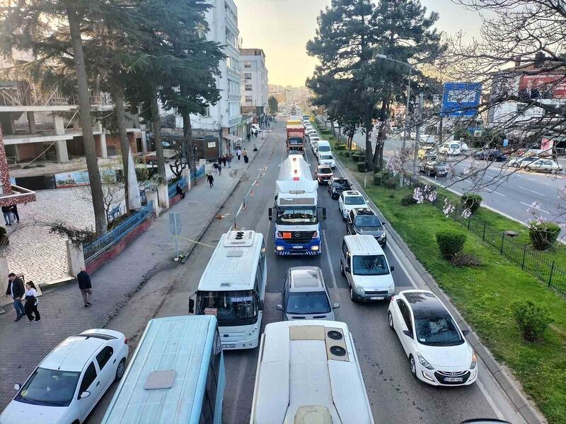 Karadeniz Sahil Yolu’nun Ordu güzergâhında trafik yoğunluğu