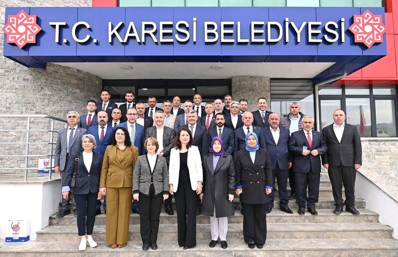 KARESİ BELEDİYE MECLİSİ İLK