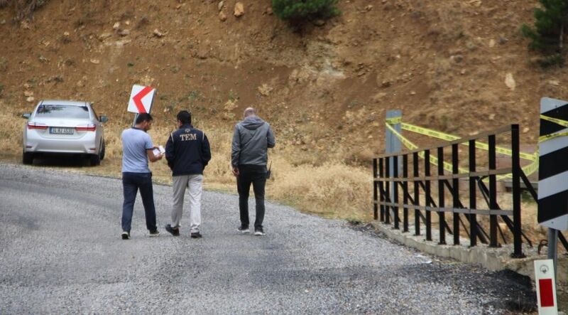 Kayseri’de veterineri şehit edip Ankara’da bombalı saldırı düzenleyen teröristlerin kullandığı paramotor bulundu