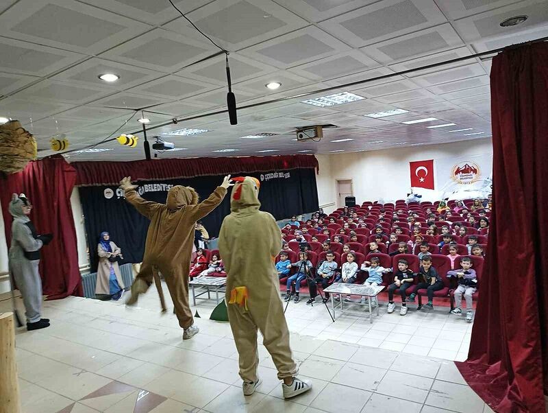 ÇİÇEKDAĞI'NDA MESLEKİ VE TEKNİK