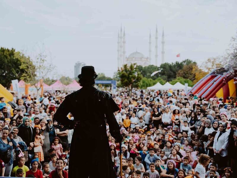 Kültür Yolu Festivali – Portakal Çiçeği Karnavalı rekor katılımla başladı