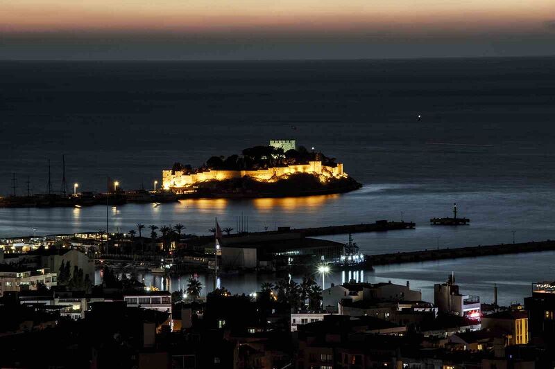 Kuşadası’nda bayram yoğunluğu: Otellerde rezervasyonlar yüzde 90’a çıktı