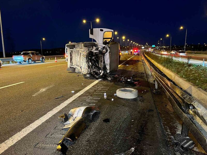 Kuzey Marmara Otoyolu’nda feci kaza: 1 ölü, 5 yaralı