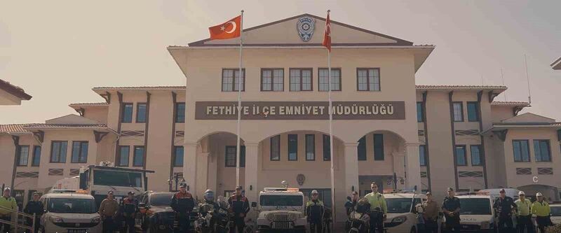 Likya Çocuk Korosu’ndan polislere anlamlı klip