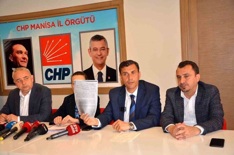 MANİSA’NIN YENİ BÜYÜKŞEHİR BELEDİYE BAŞKANI CHP’Lİ FERDİ ZEYREK, ÖNCEKİ BELEDİYE