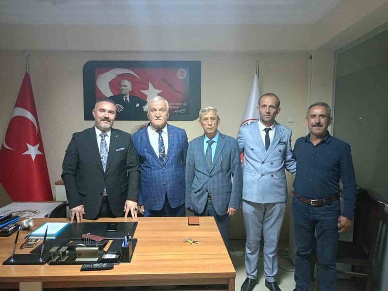 KARABÜK MERKEZ MAHALLE MUHTARLARI DERNEĞİ OLAĞAN GENEL KURULUNDA YAPILAN SEÇİMLE