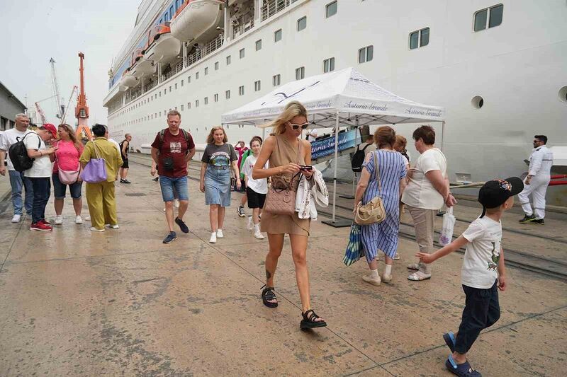 Rus turistler 3 ay aranın ardından tekrar Samsun’da