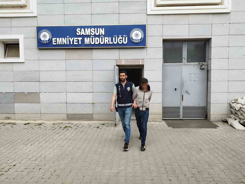 SAMSUN’DA KENDİSİNİ POLİS OLARAK