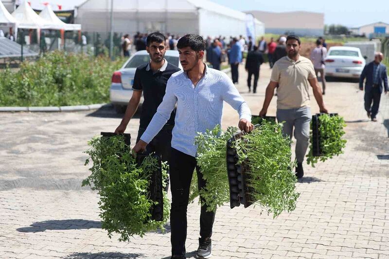 ŞANLIURFA’DA ÇİFTÇİLERE 2 MİLYON