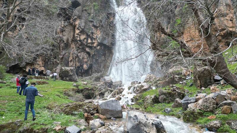 Şırnak’ta dev şelaleye akınlar başladı